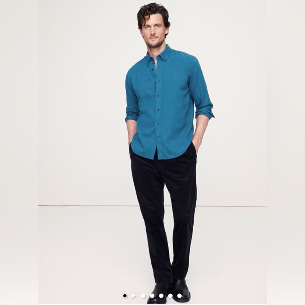 Banana Republic Organic Brushed Cotton Button Down Untucked Shirt